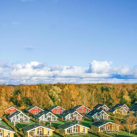 2 Bedroom Stunning In Rechlin Vakantiehuis *